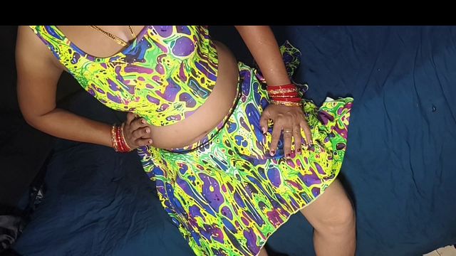 Sexy Desi Indian Girl in Green Dress Seduces with Slow Anal on Bed