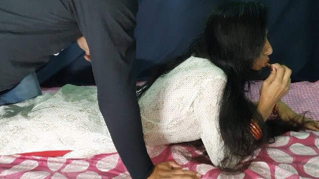 Best Amateur Indian Wife Gets Fucked with Clear Hindi Audio